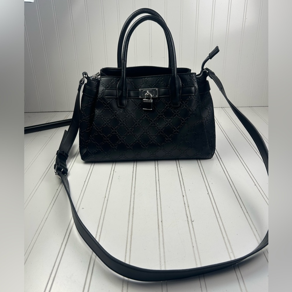 Nine West Black Vintage Y2K Shoulder Bag Faux Leather Lock Detail - Picture 4 of 13